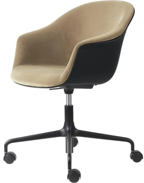 GUBI Bat Toimistotuoli Verhoiltu Etuosa Matta Musta/905 Dune