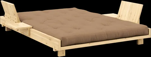 Karup Design Social vuodesohva, jossa 2 selkänojaa, sivupöydät ja patja 140x200 Mocca/Kirkaslakattu